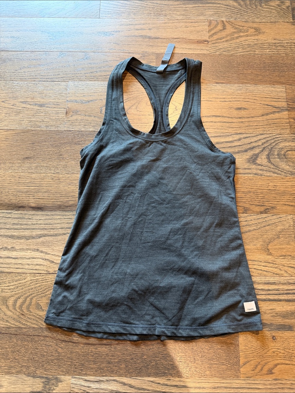Vuori Women's Racerback Tank Top - Charcoal